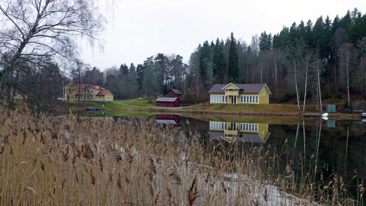 Måsnarenleden med utsikt över Tvetabergs friluftsgård.