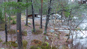 Vindskydd vid Gömmaren (från vandring Masmo-Älvsjö 2014-01-07)