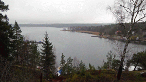 Utsikt från plats vid Bosön mot Askrikefjärden och Lidingös norra kust