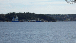 Utsikt från Knäviken mot farleden in mot Stockholm