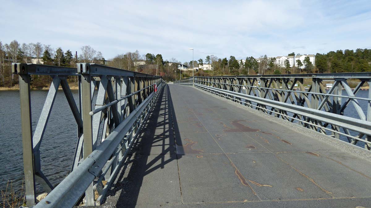 Pålsundsbron - den ursprungliga fastlandsförbindelsen från Vaxön