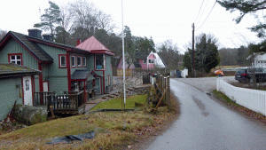 Villaområde bortanför vägen mot Aspvik (Från vandring Boo-Ålstäket 2015-11-26 17 km)