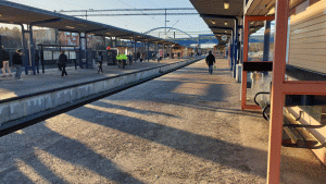 Starten vid Upplands Väsby station. Härligt väder, soligt, lugnt och -3 grader